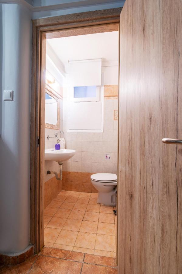 Charlie City Center Room Athens Exterior photo