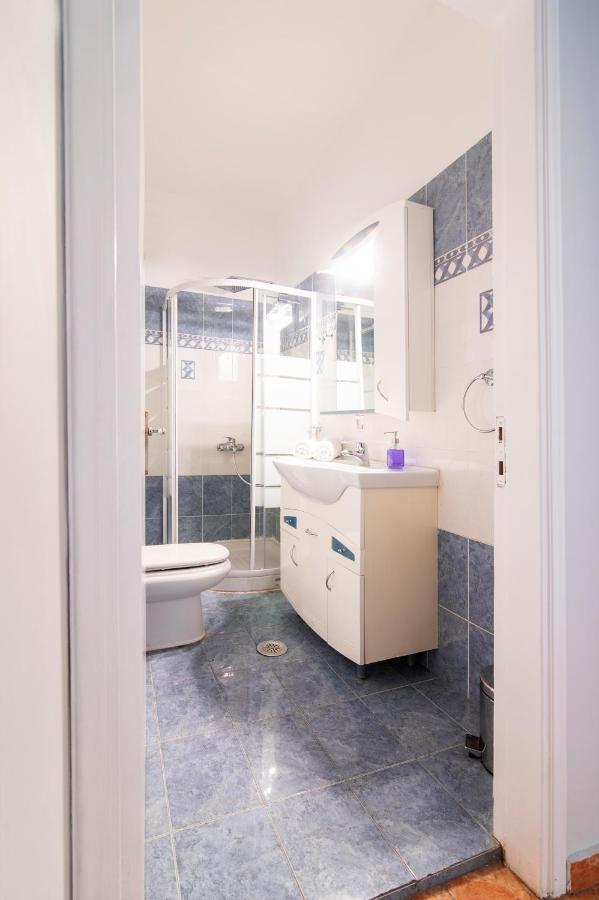 Charlie City Center Room Athens Exterior photo